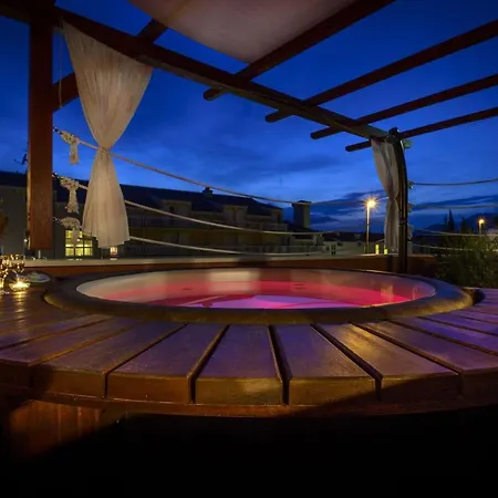 Vakantiehuis House Dina With Jacuzzi Cavtat